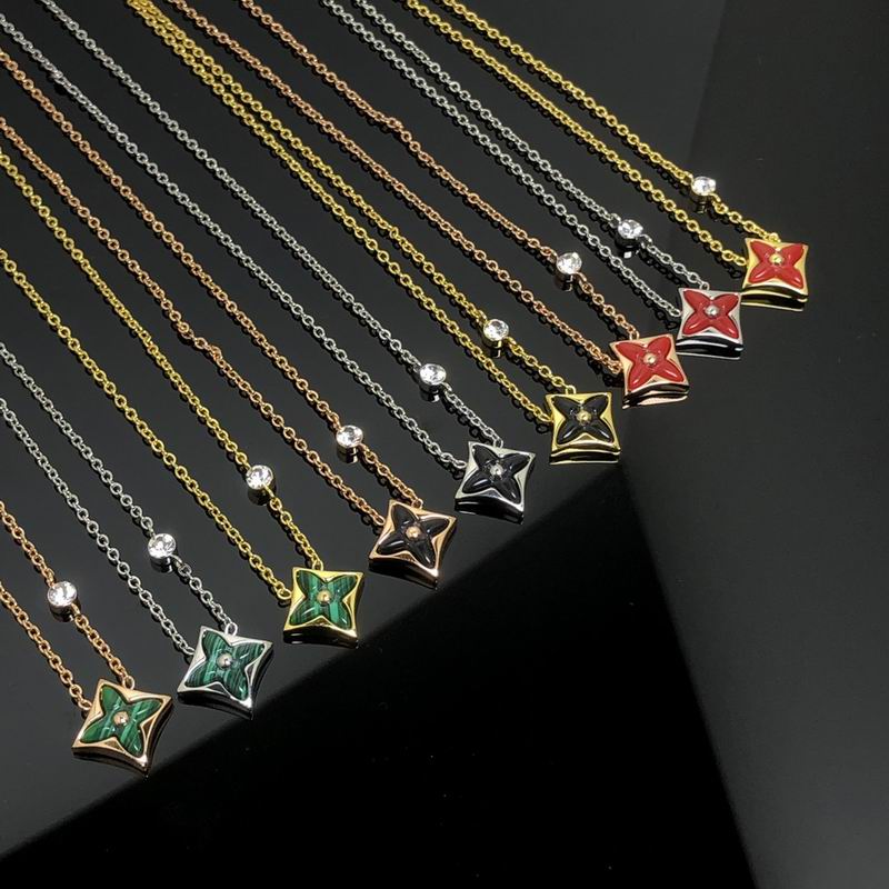 LV Necklace 03lyr394